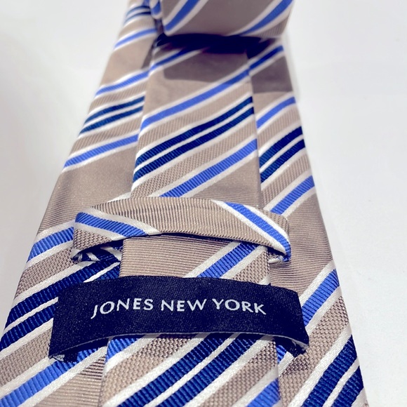 (2/$30) Jones New York Pure Silk Ties Lot - Picture 3 of 6